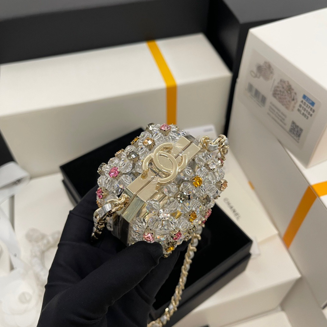 5E898B69-455E-4253-AEDB-DE2FDCD1FFF9