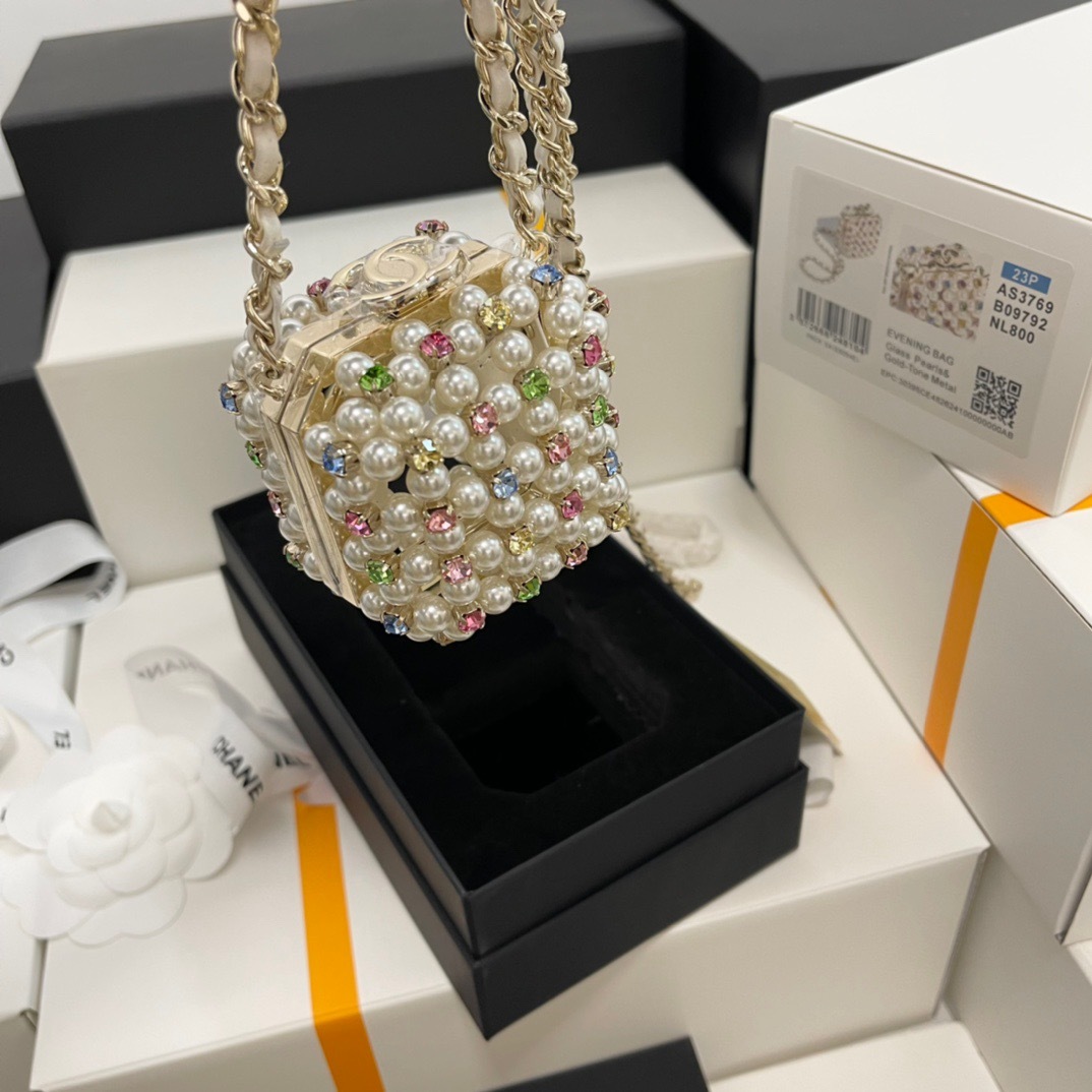 DF3577E7-ED33-4048-84A2-B775586C4AE1