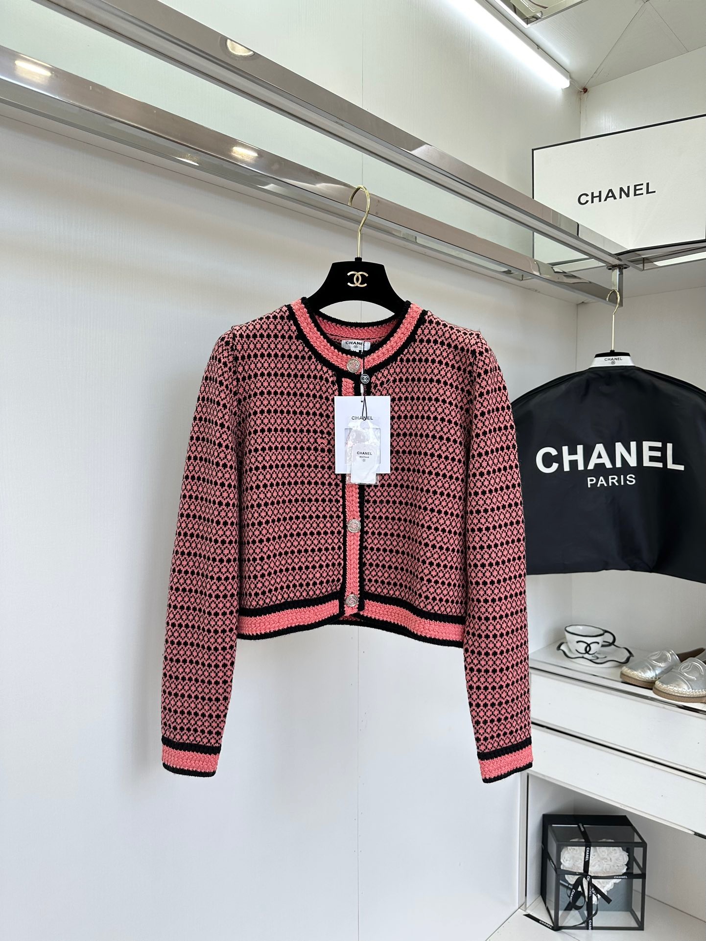 F5EE445F-876D-4344-B593-06A48F997C26