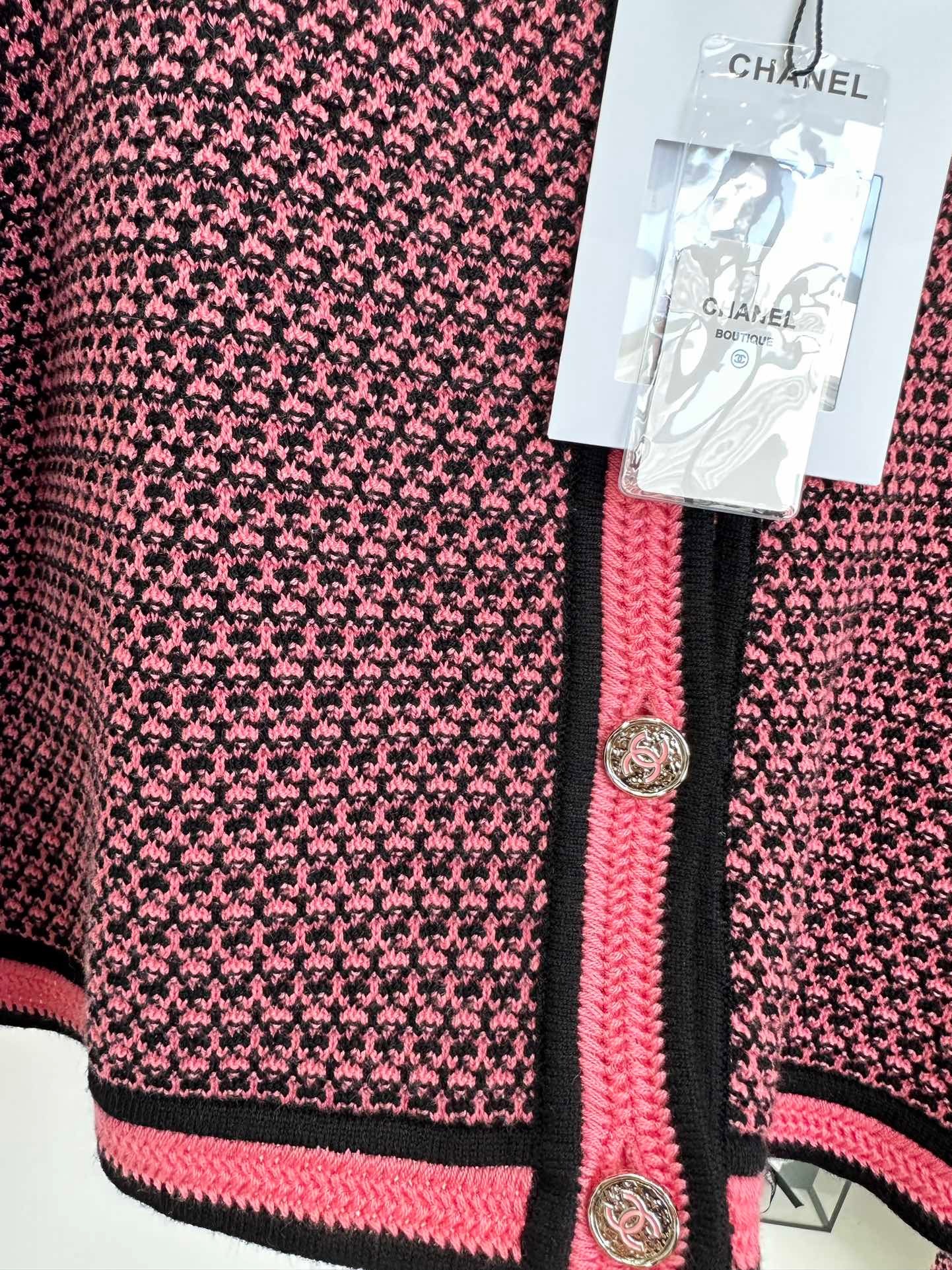 A6B0504F-F4FC-4A69-A4B4-31F0A5EDEE62