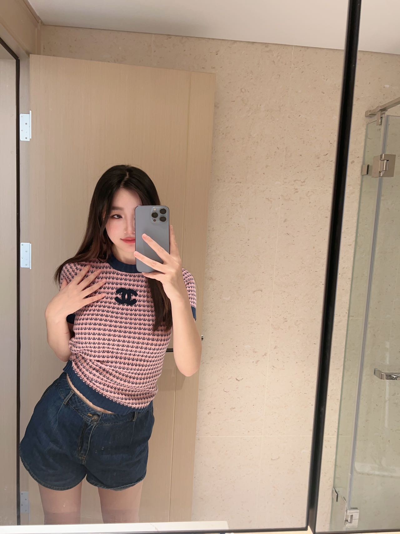 1D377BF0-223D-4734-B78D-A5756561129F