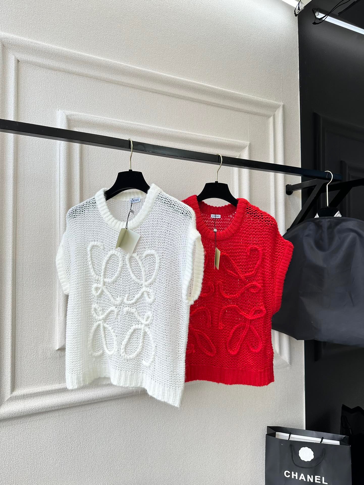 4C612394-B9B6-4618-8074-95E51FA44CF2