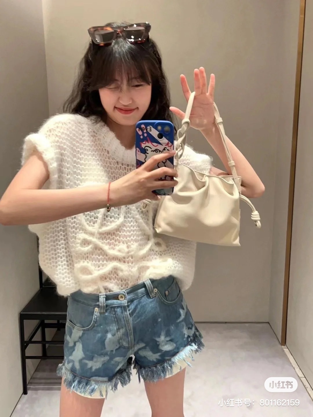 1291638F-F08A-4B33-B070-87BBDCBE5489