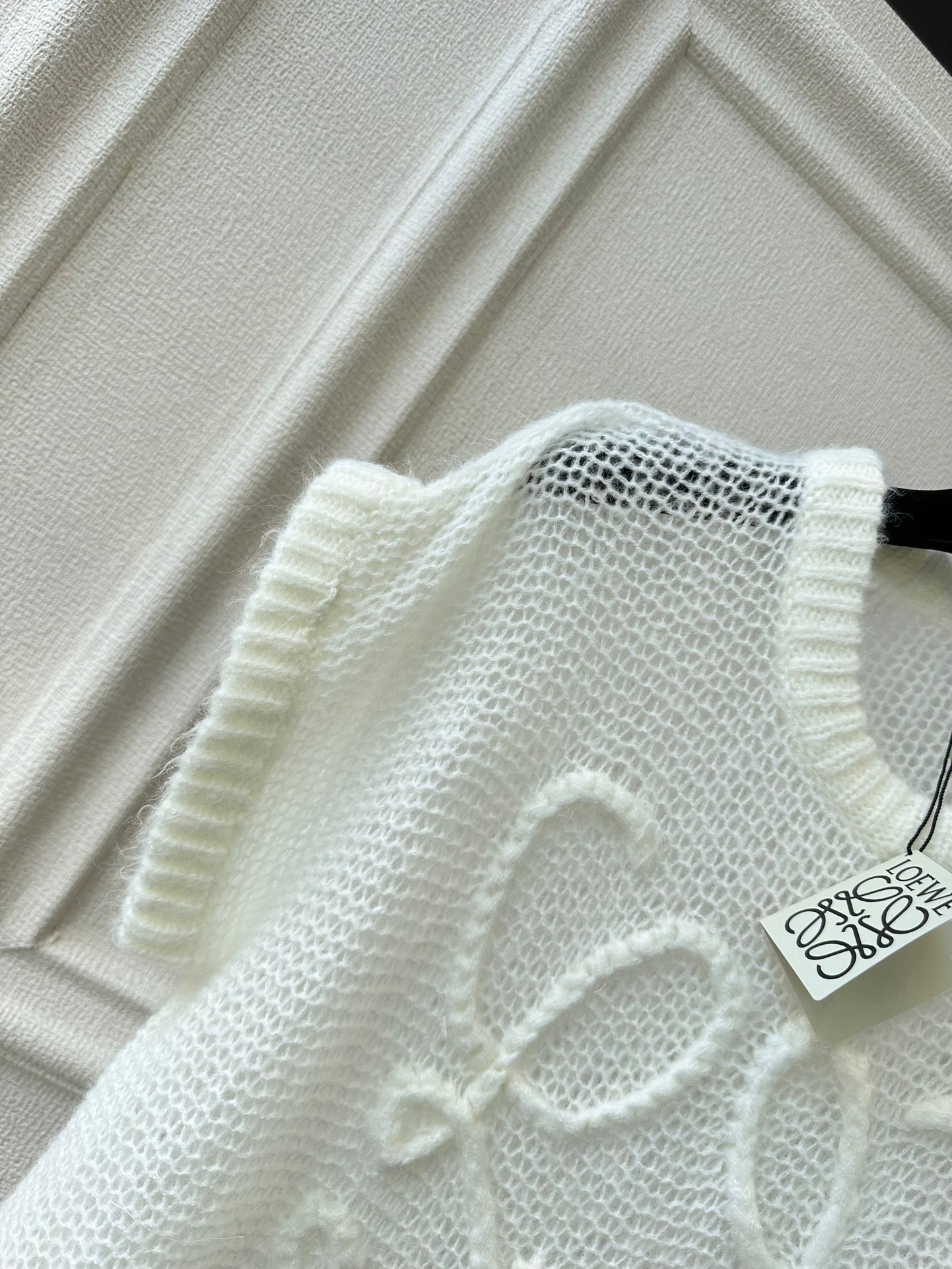 75C3FC05-7C43-47D3-A1B3-7CDA49C10DF2