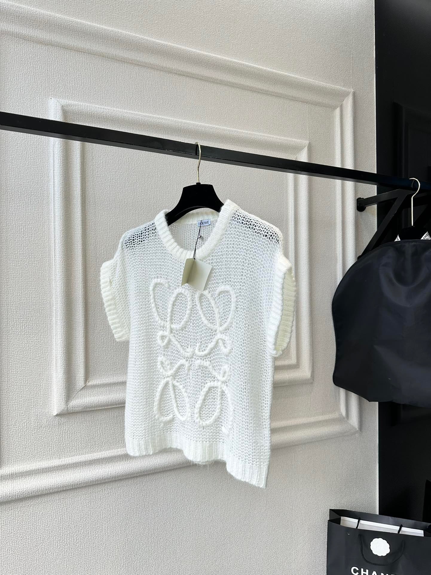 30BC25B6-4894-481C-8DDB-418AEC04B5B4