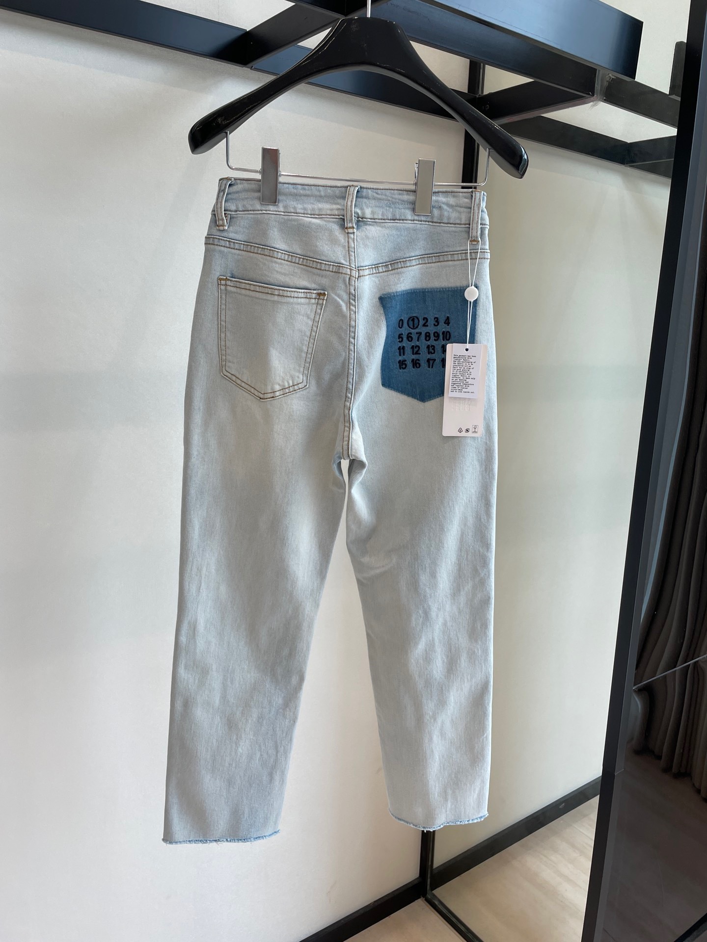 8062EC1F-327A-4FD3-AEC3-A5E375756C66