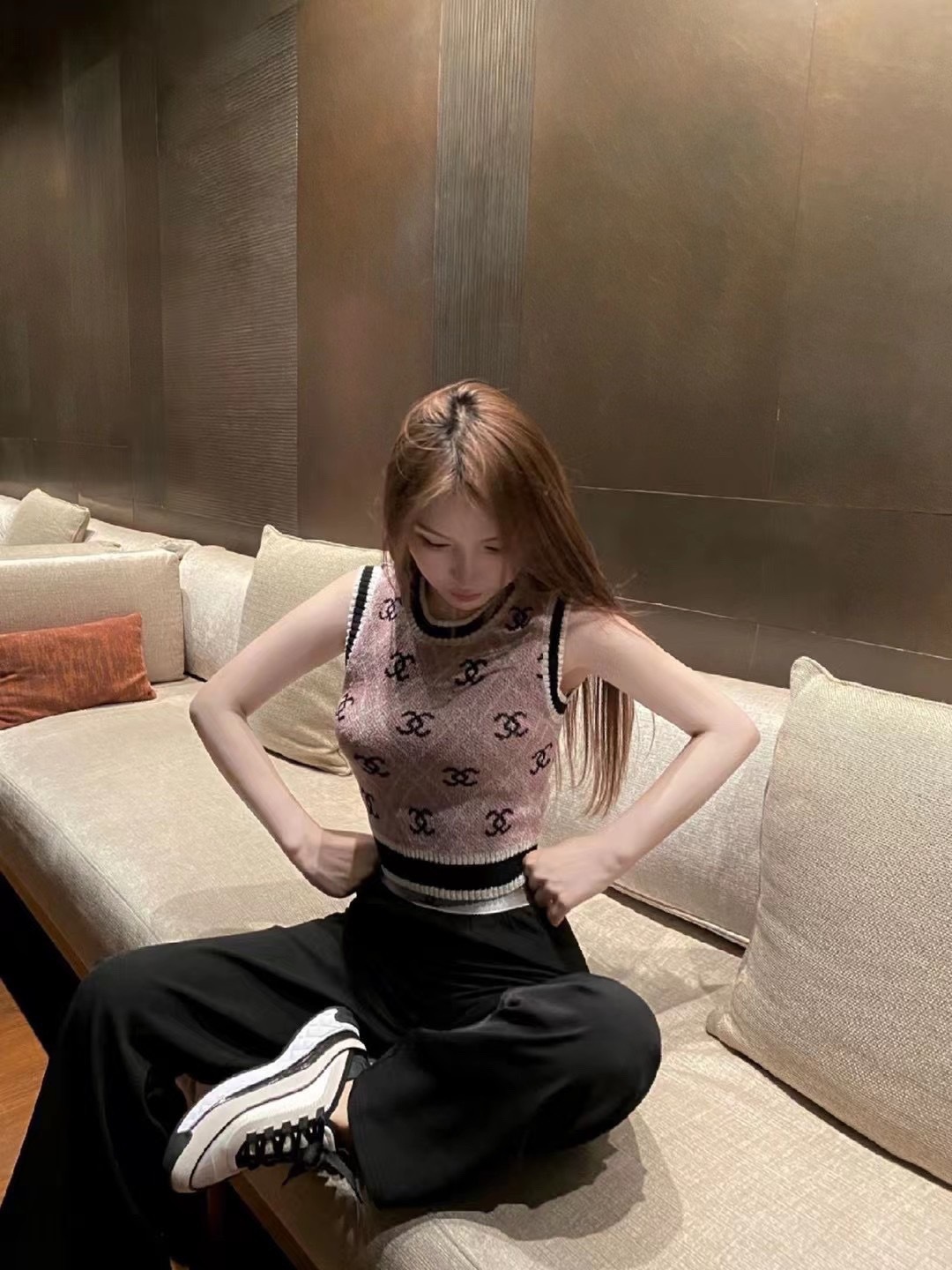 3C097A20-6388-44B3-8283-F0BF54C5DA9B