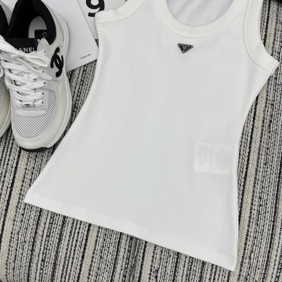 D8FB2F0C-DE72-4FC0-9FC4-FA6249158DF1