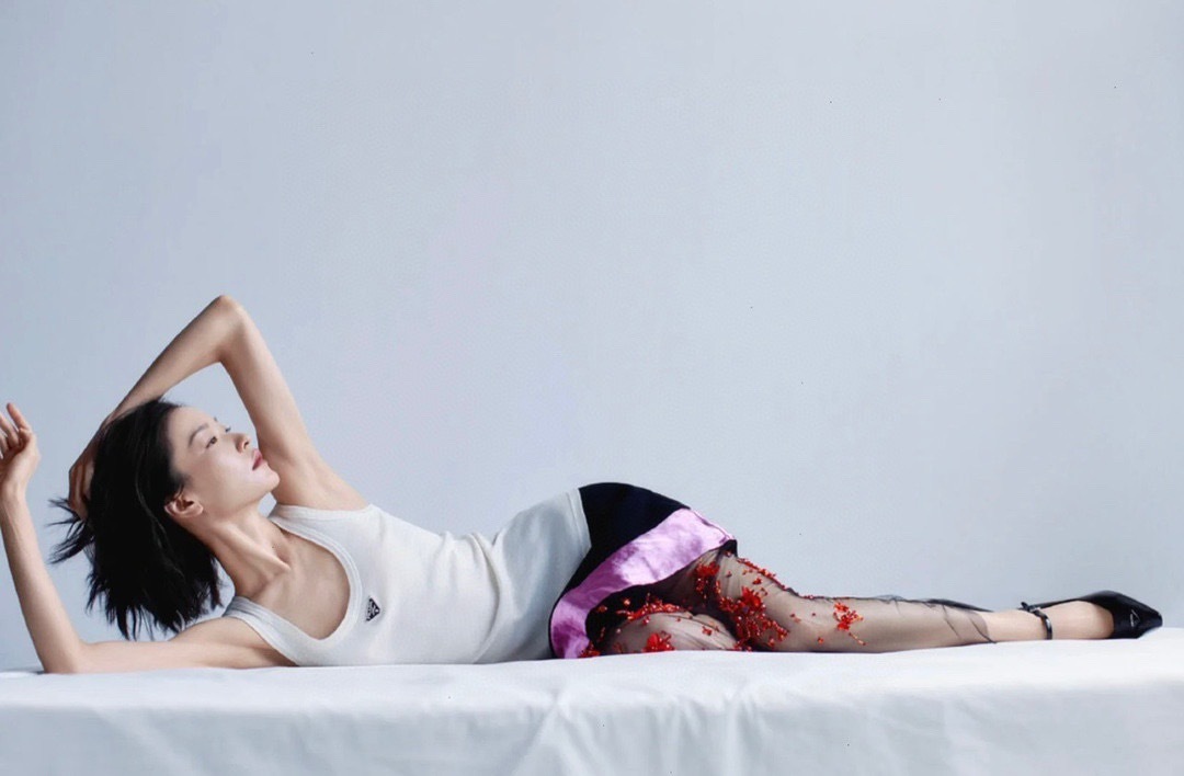 A2B8B737-55DA-41DE-B099-FBCF1822C1B7