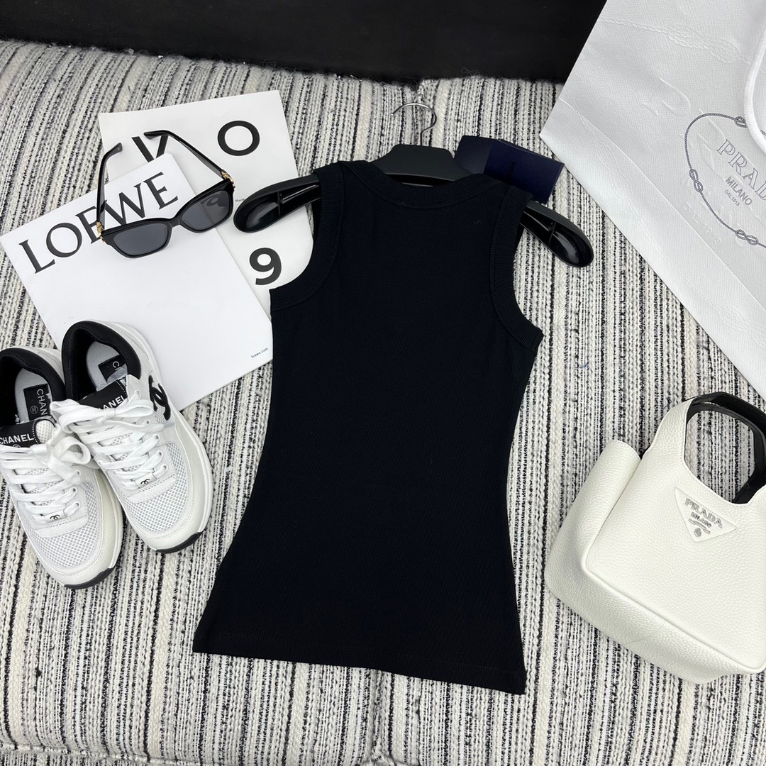 A6035352-77F4-4CFA-9280-1351EB04A4D5