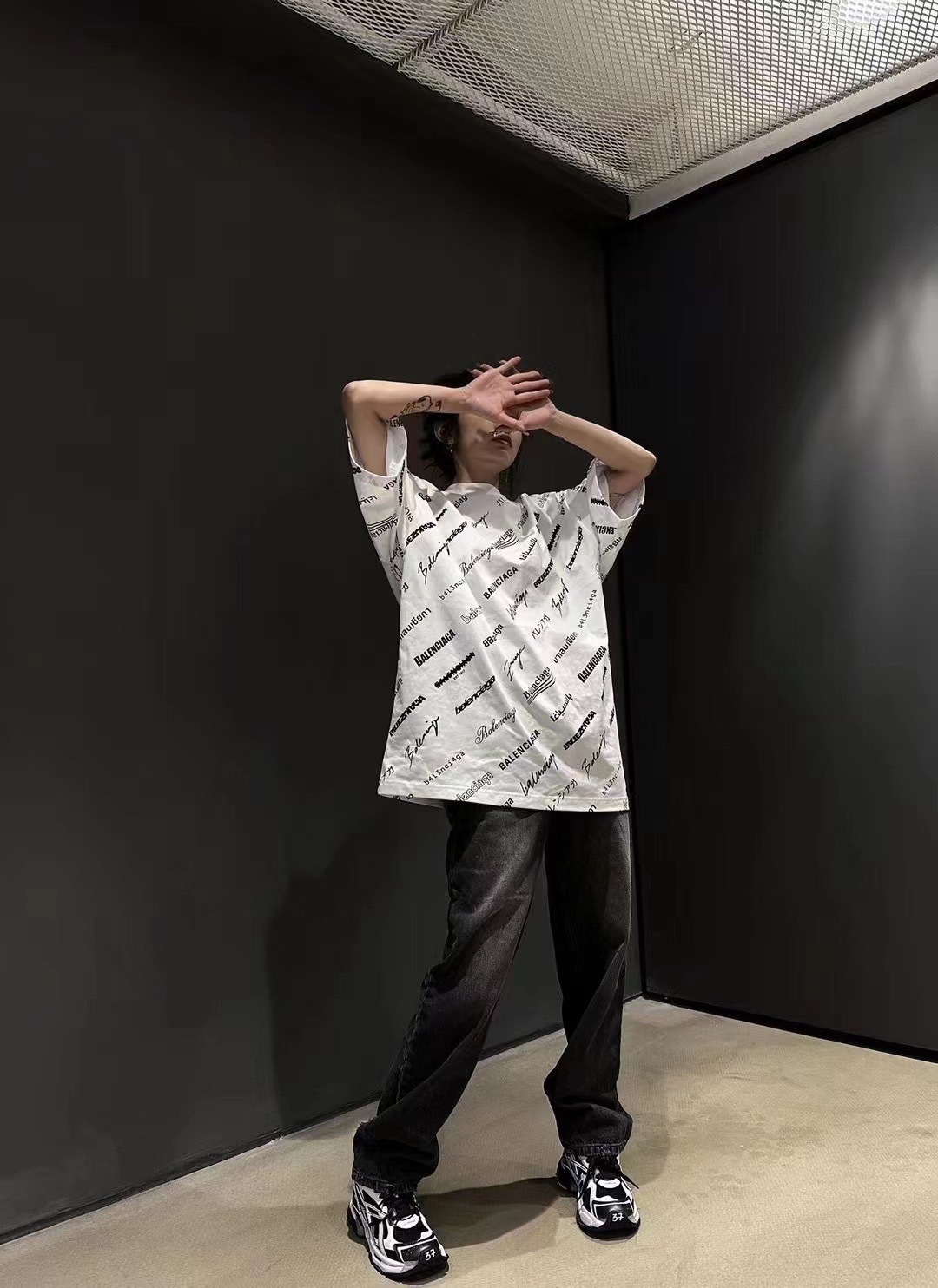 D88EBC15-BDEA-4945-96EB-9B5CC615CF6B