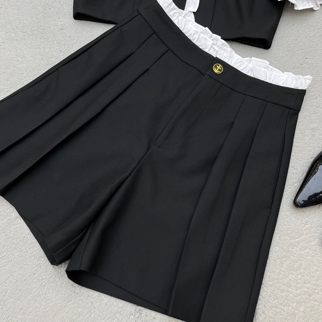 459F30FA-2BC3-469D-AF96-338C91938D34