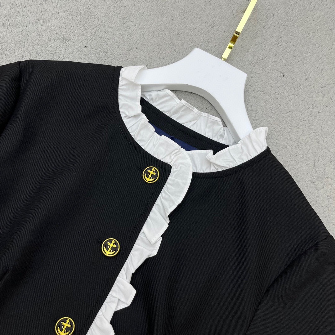 08263E2A-7D32-42E0-AEC8-5C274EA05438