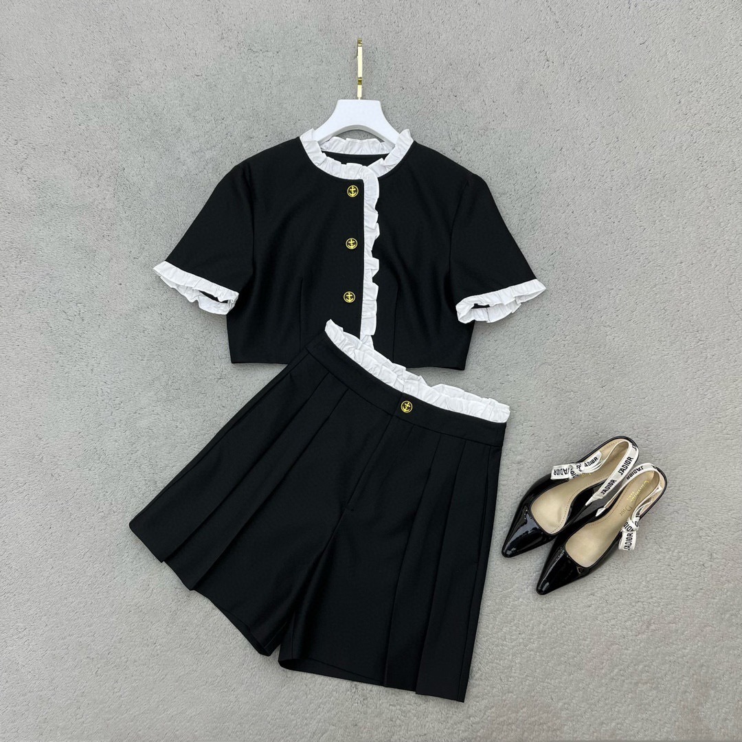 6C7BE7B2-402F-4BE2-B9EB-661D43BBAF02