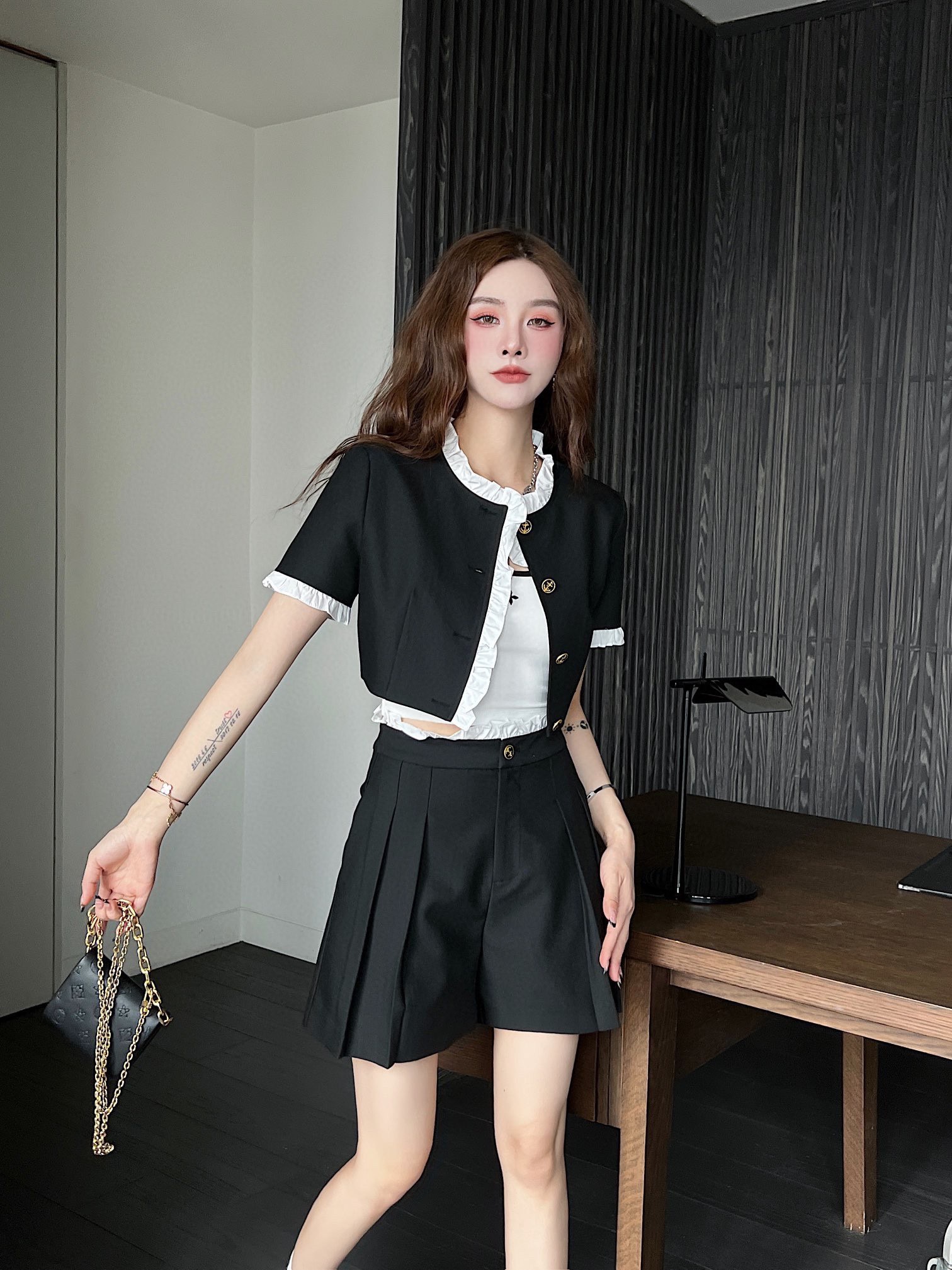 CD7A7C5A-F4F9-422B-867A-7A6D17D4F715