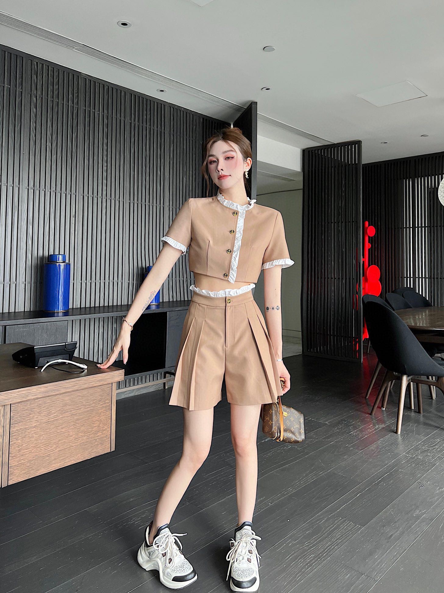 0A62A450-2904-4EB0-A953-B7FD5BF9C00C