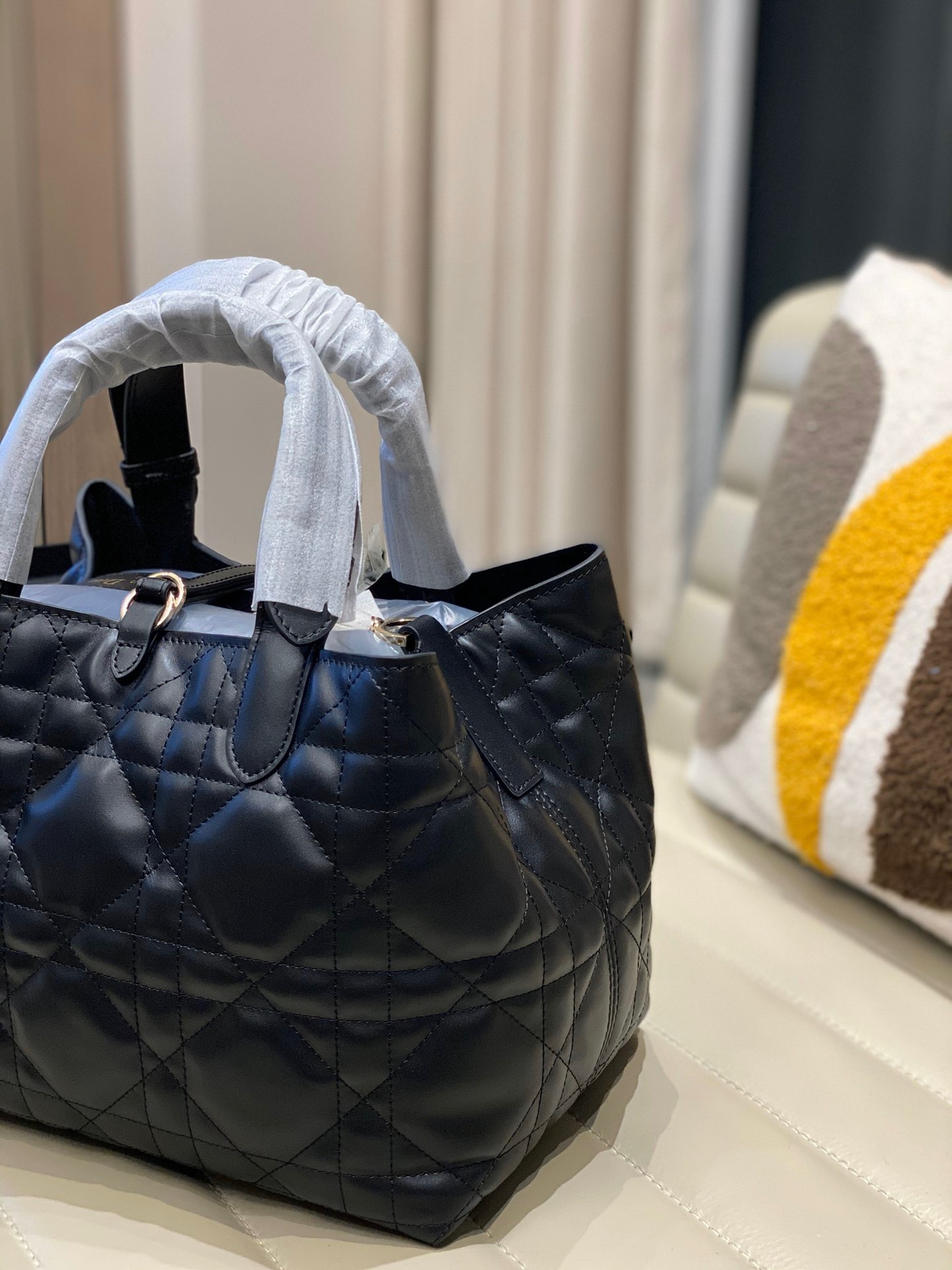 Dior Toujours bag (Medium) – Theluxystudio