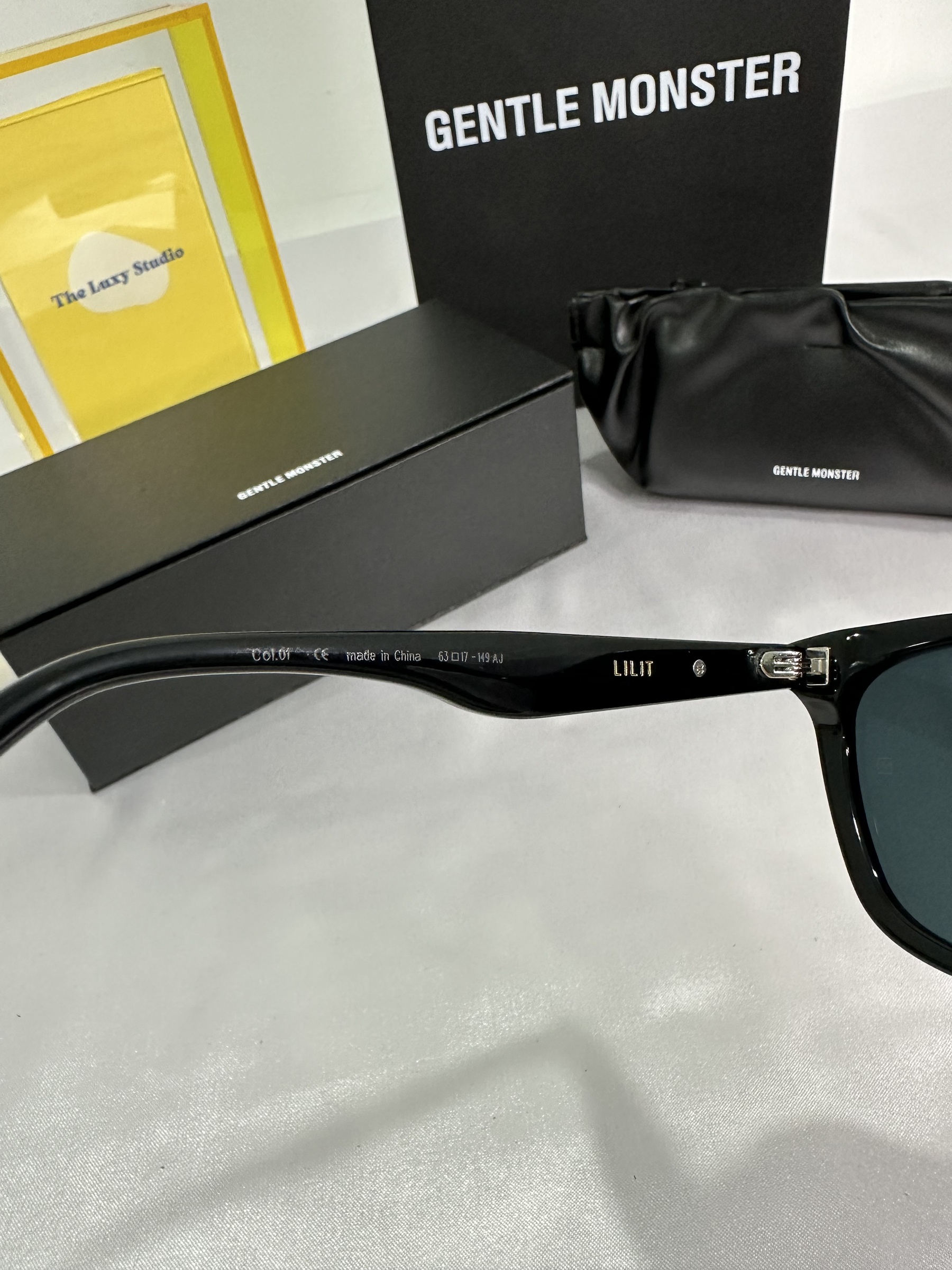 Gentle Monster Lilit series sunglass – Theluxystudio Gentle Monster Lilit series sunglass – Theluxystudio