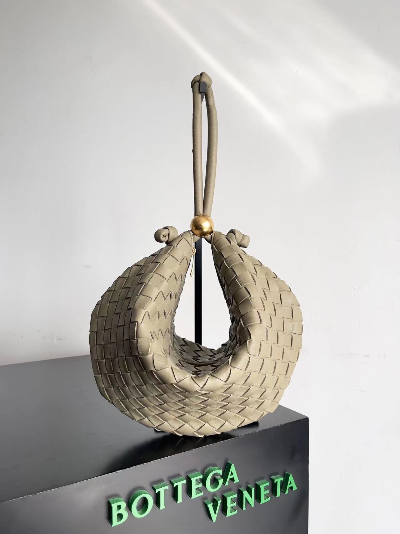 bf917b9b5892fb58e2a97dc3daab8b77-1698652470626