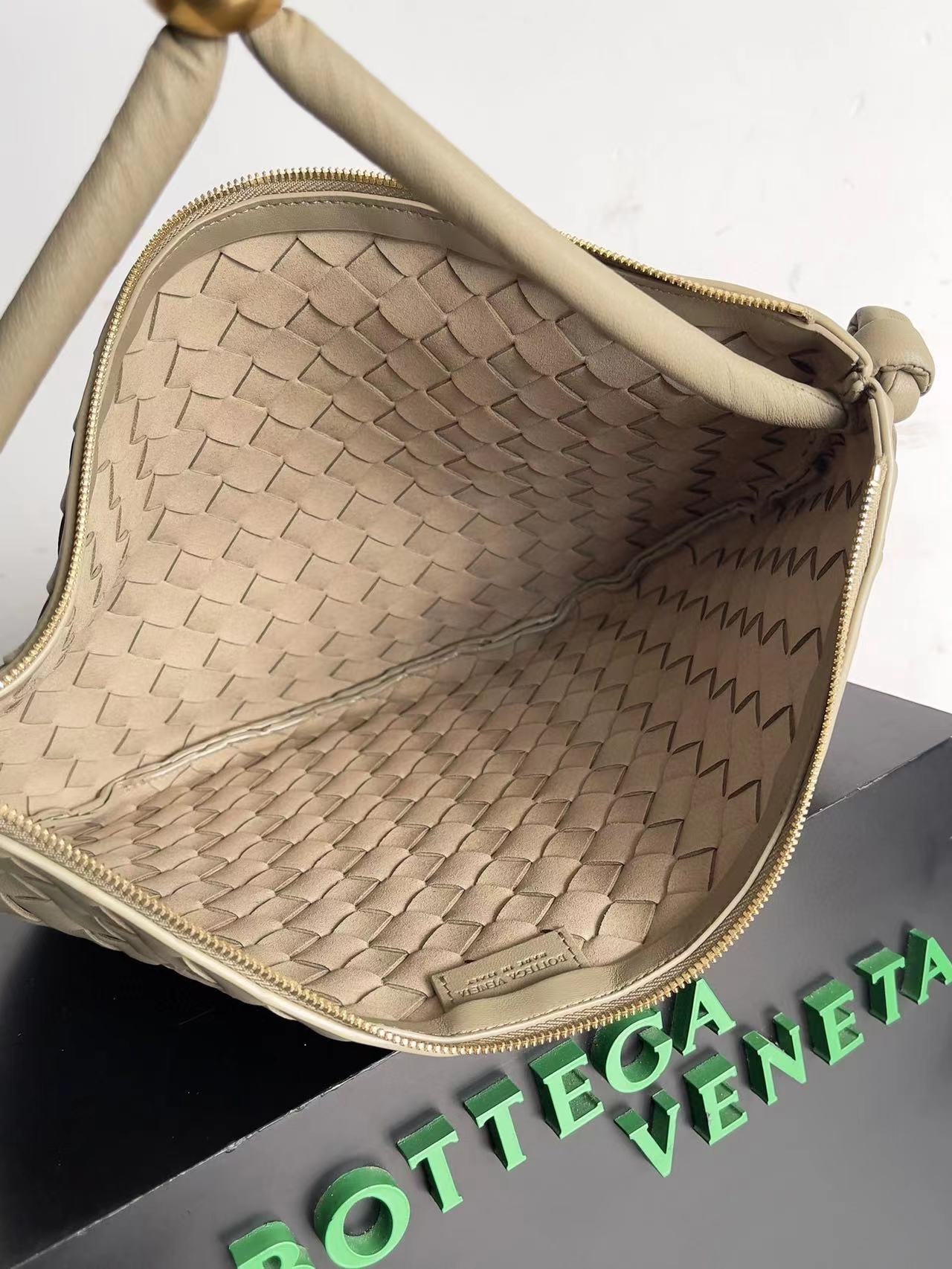 6049ab7492429bbd73514ac477b93f20-1698652470786