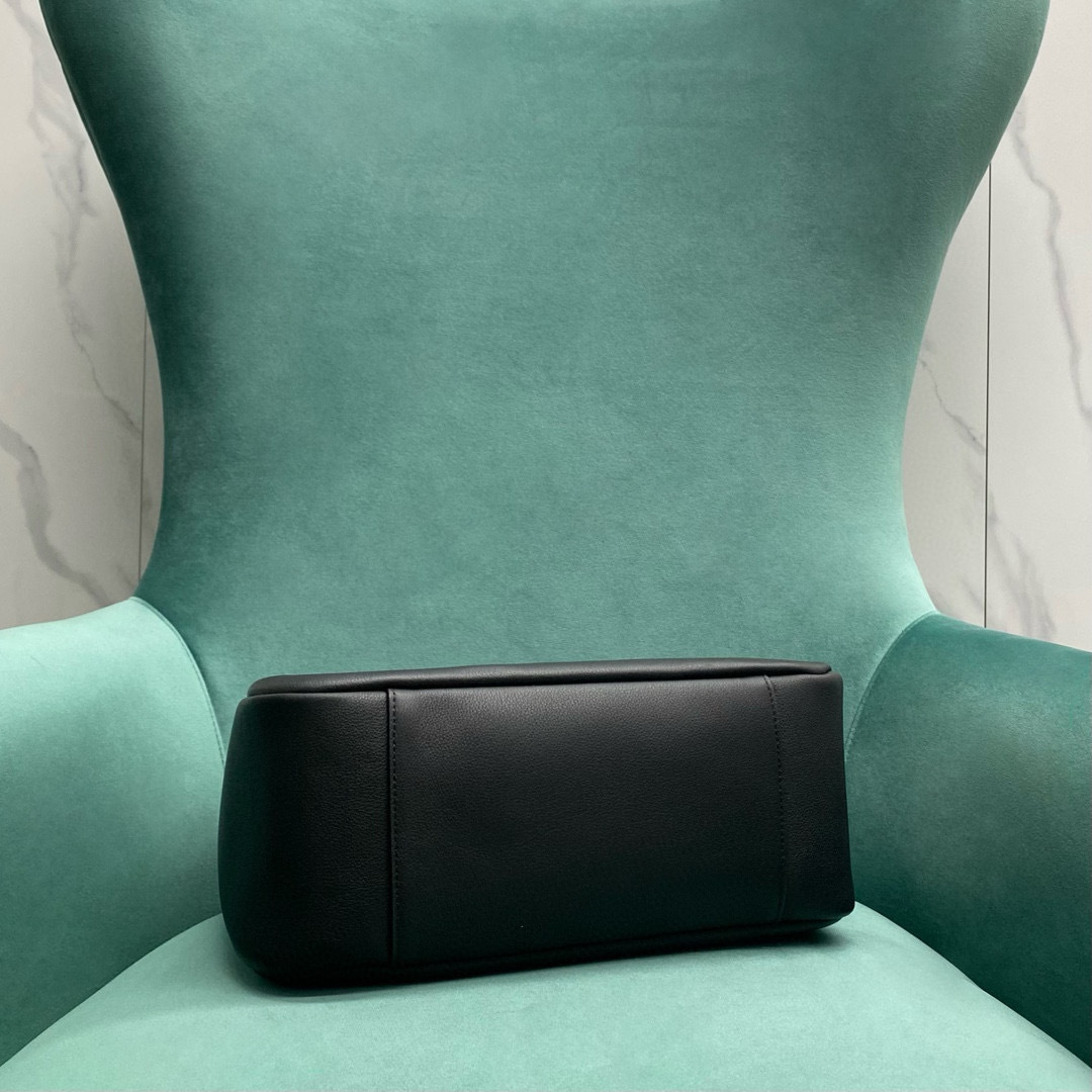 IMG_9702-1700569376692