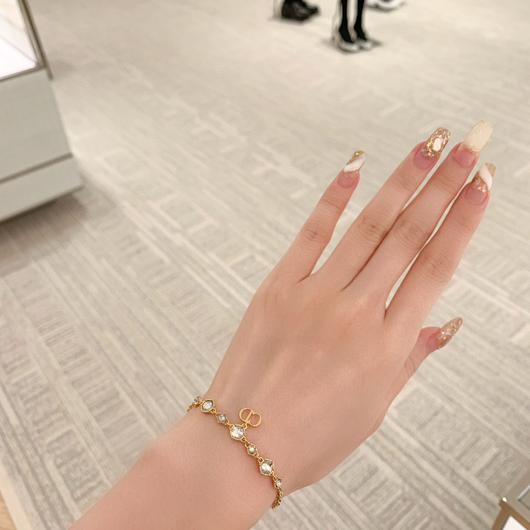 IMG_9879-1701750144335