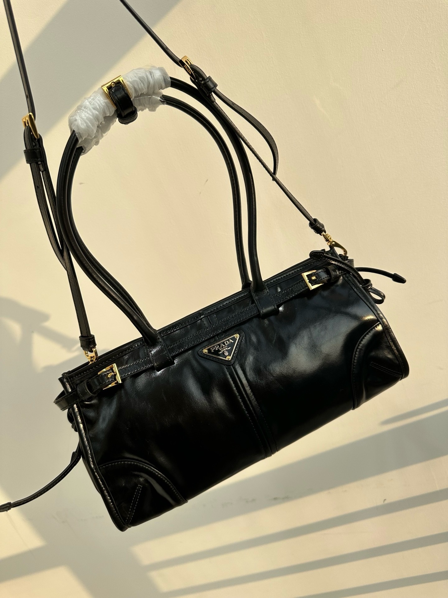 【関税&送料込】Prada Soft Lux Leather Handbag Prada soft lux bag – Theluxystudio