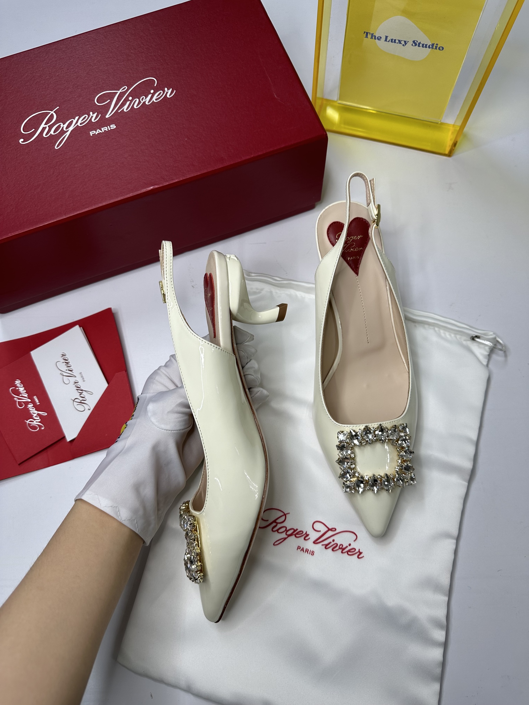 Roger Vivier – Theluxystudio Roger Vivier – Theluxystudio