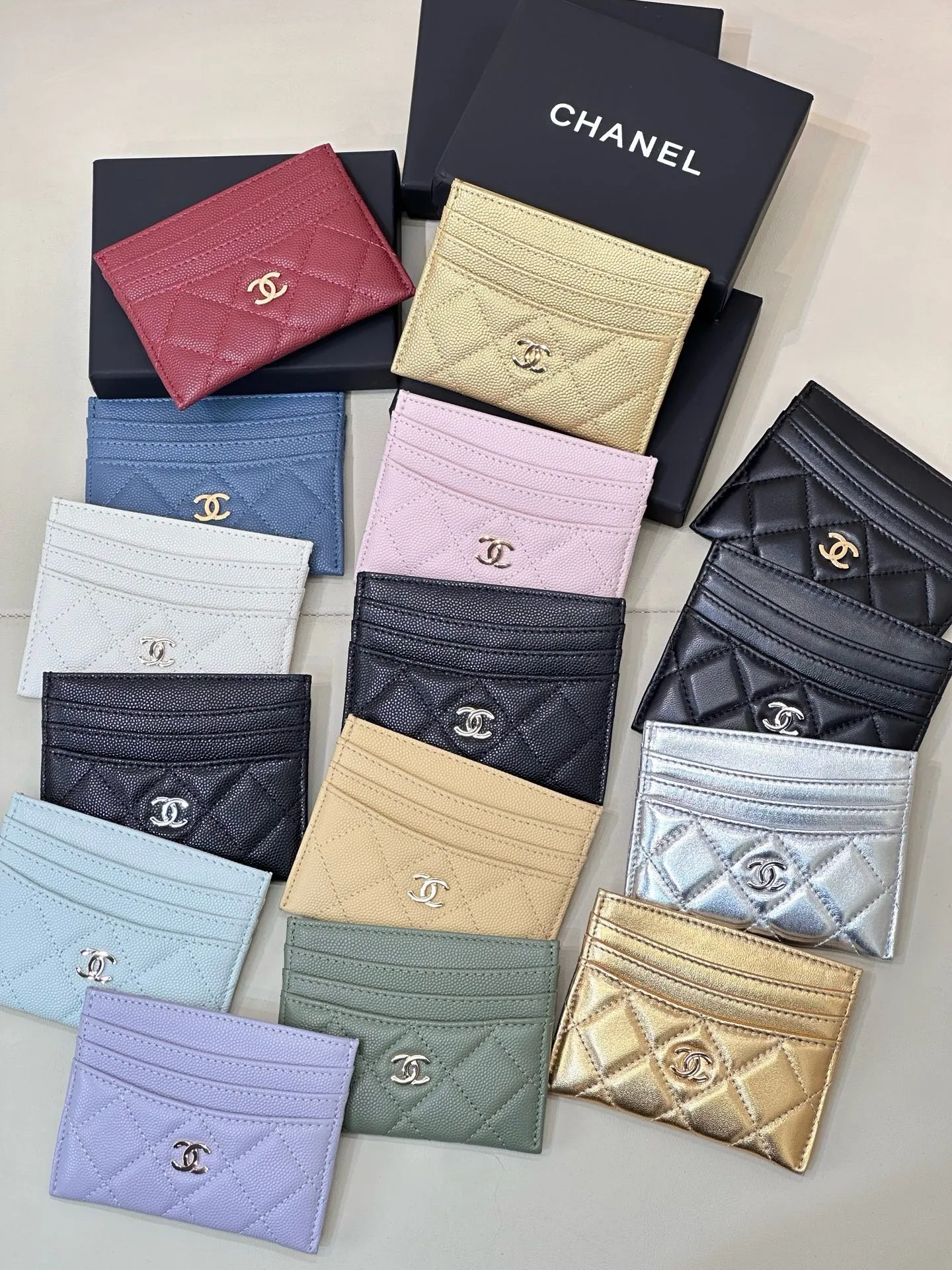 2023/24FW◆送料込【CHANEL】スモール ポーチ ラム ライトピンク メークアップ | Official site | CHANEL シャネル