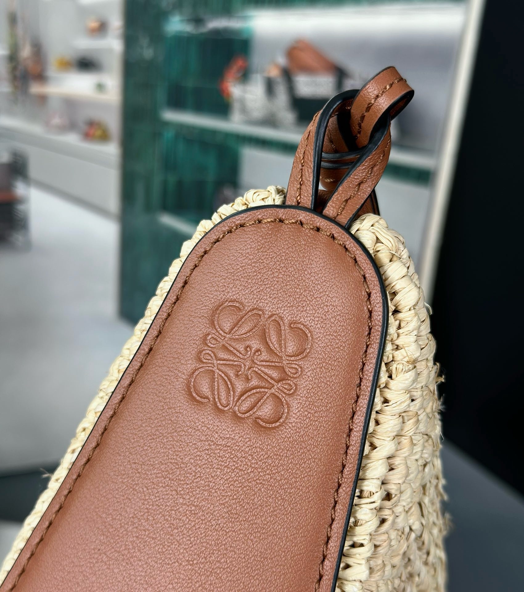 Loewe – Theluxystudio
