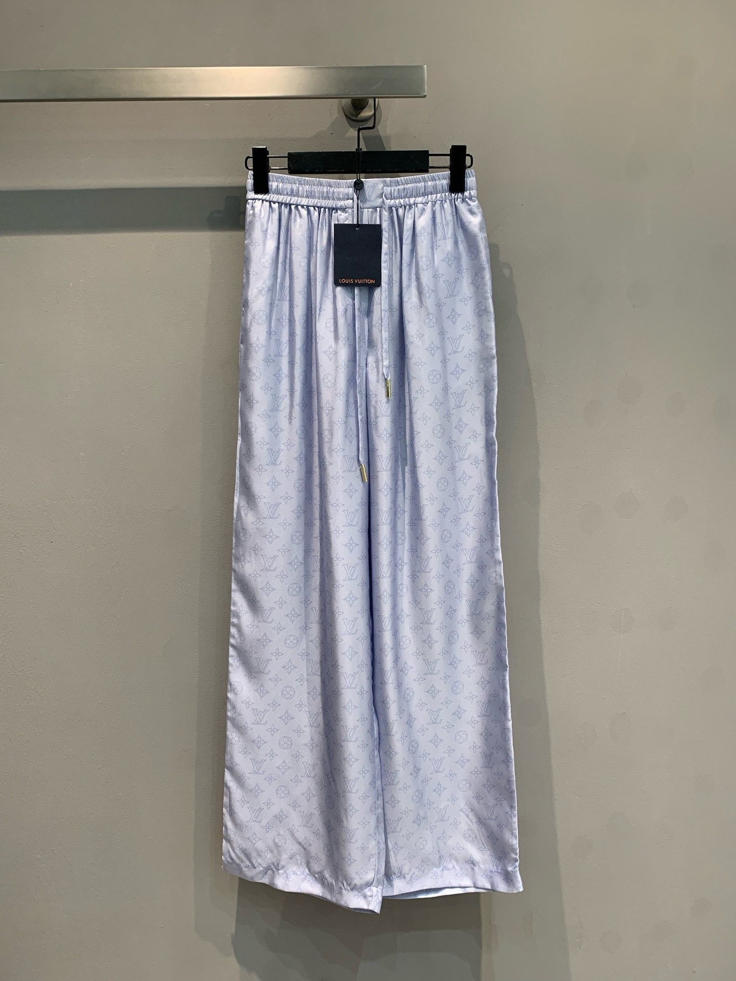 image_EE2E6E7A-2298-41D3-9377-00F44D0CA0F7_1753942893