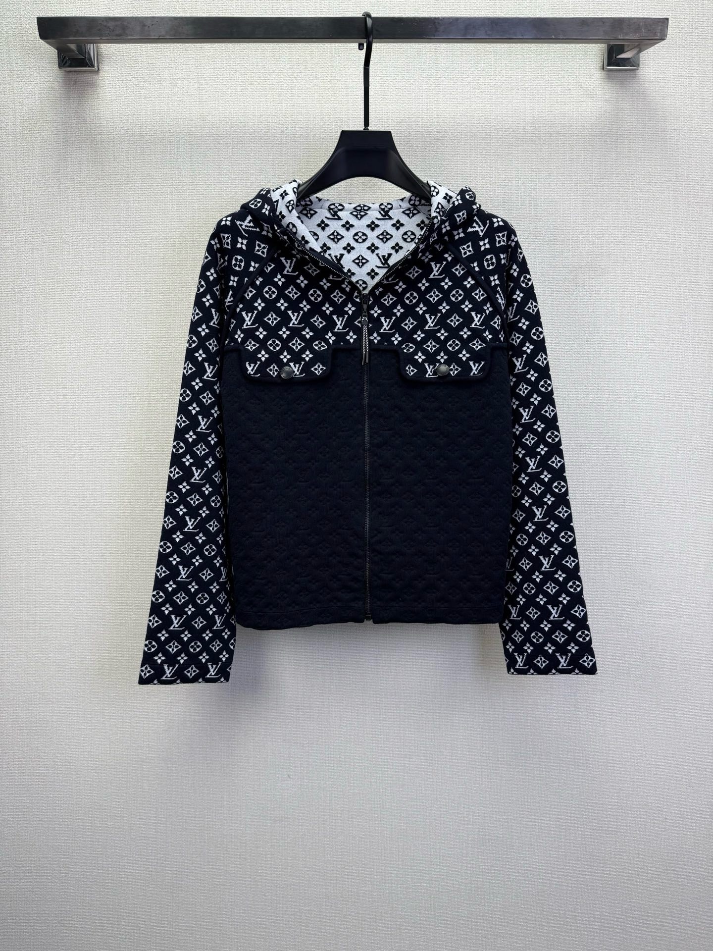Louis Vuitton – Theluxystudio