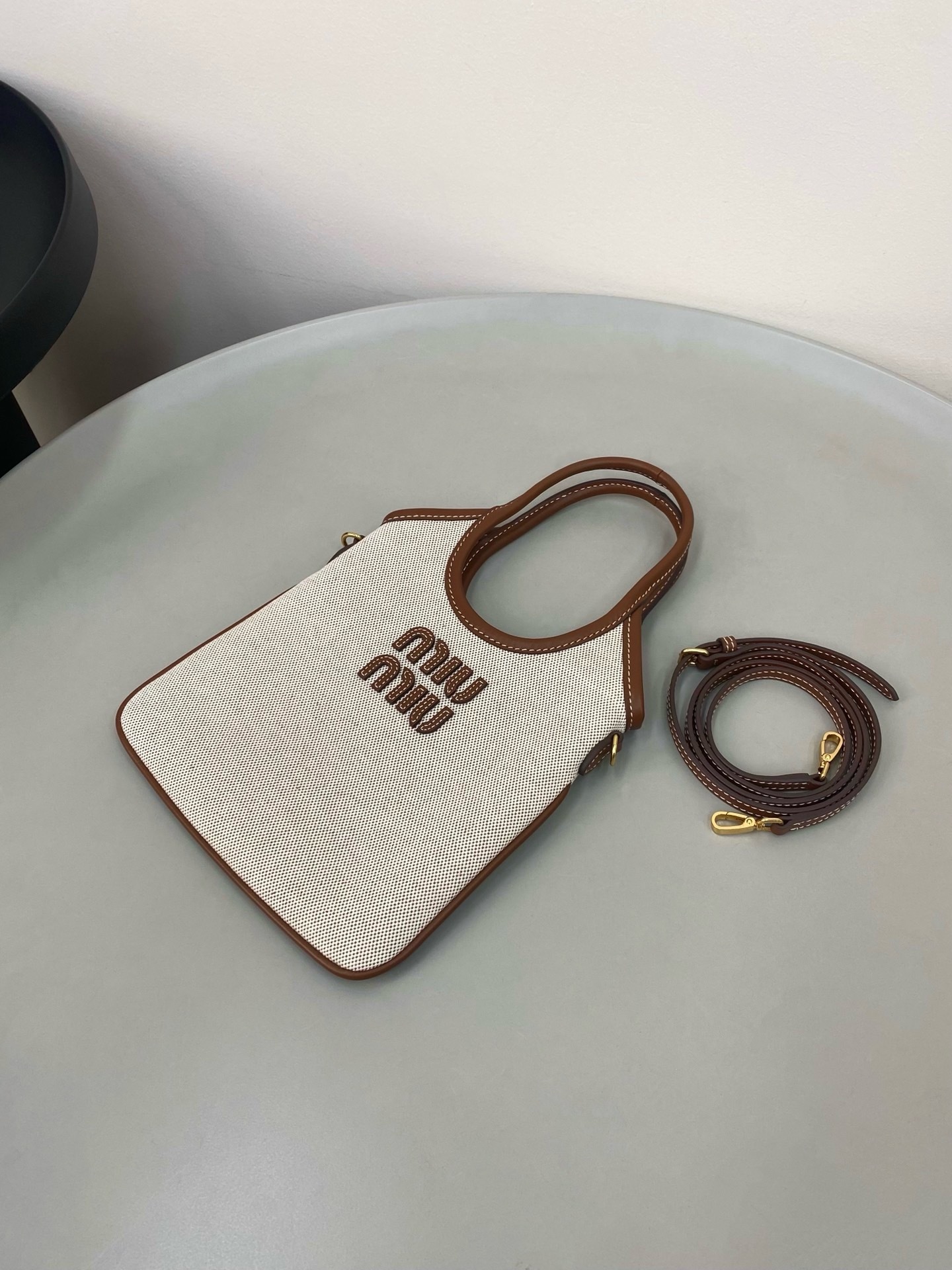 image_A6716AC4-DC83-40F4-B596-5CD91CFB4FFA_1759469656