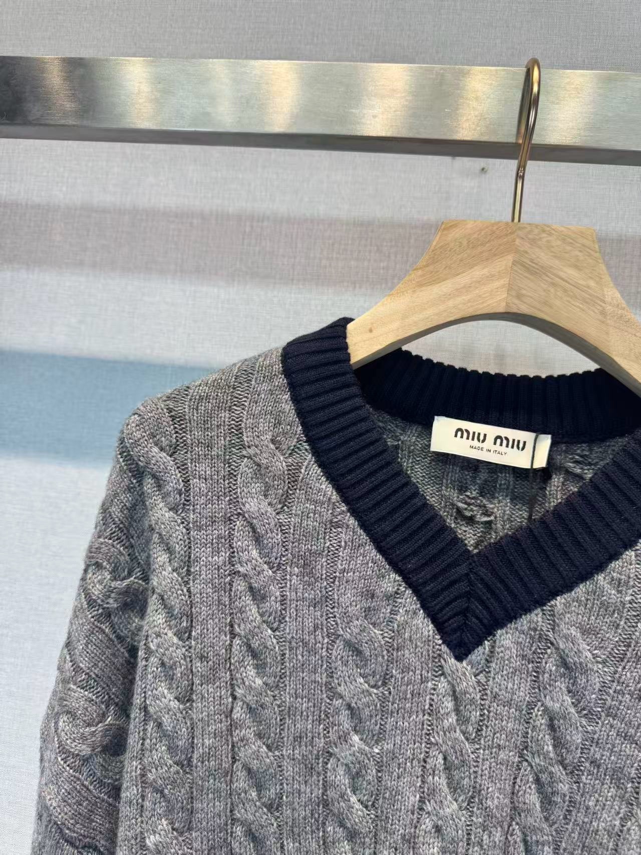 image_2D13E5AB-F6B3-4E08-8CA2-B8443017DFFF_1760342001