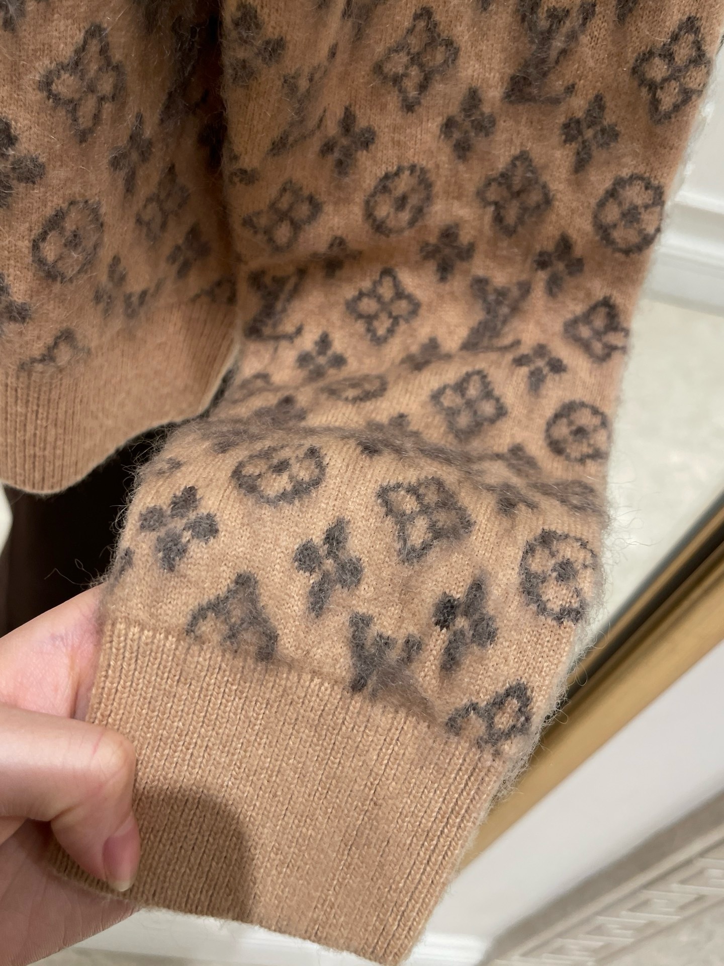 image_0D8829A3-A6B3-464D-9487-F3AE3DDC03F4_1762243442