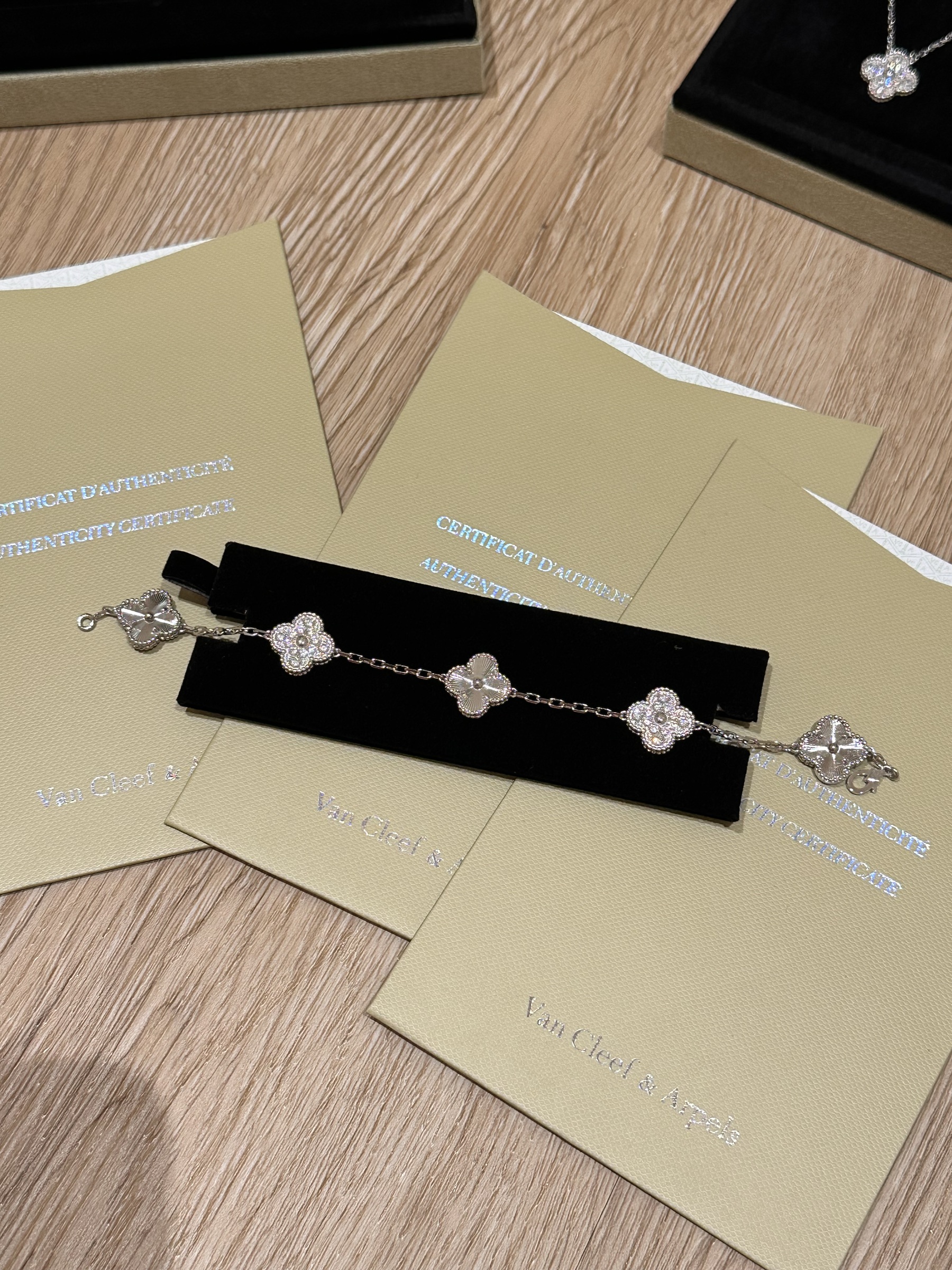 image_B3904F43-1D2C-467B-B955-7545AB889F85_1763712314