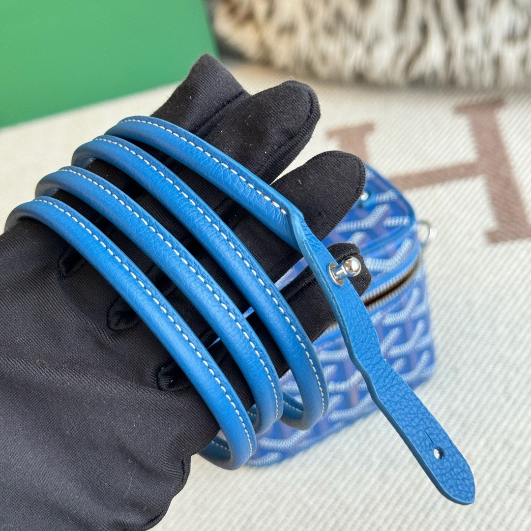 image_C6CCD3D0-94E2-4C64-B06B-E7ECBDEA4BA4_1764304393