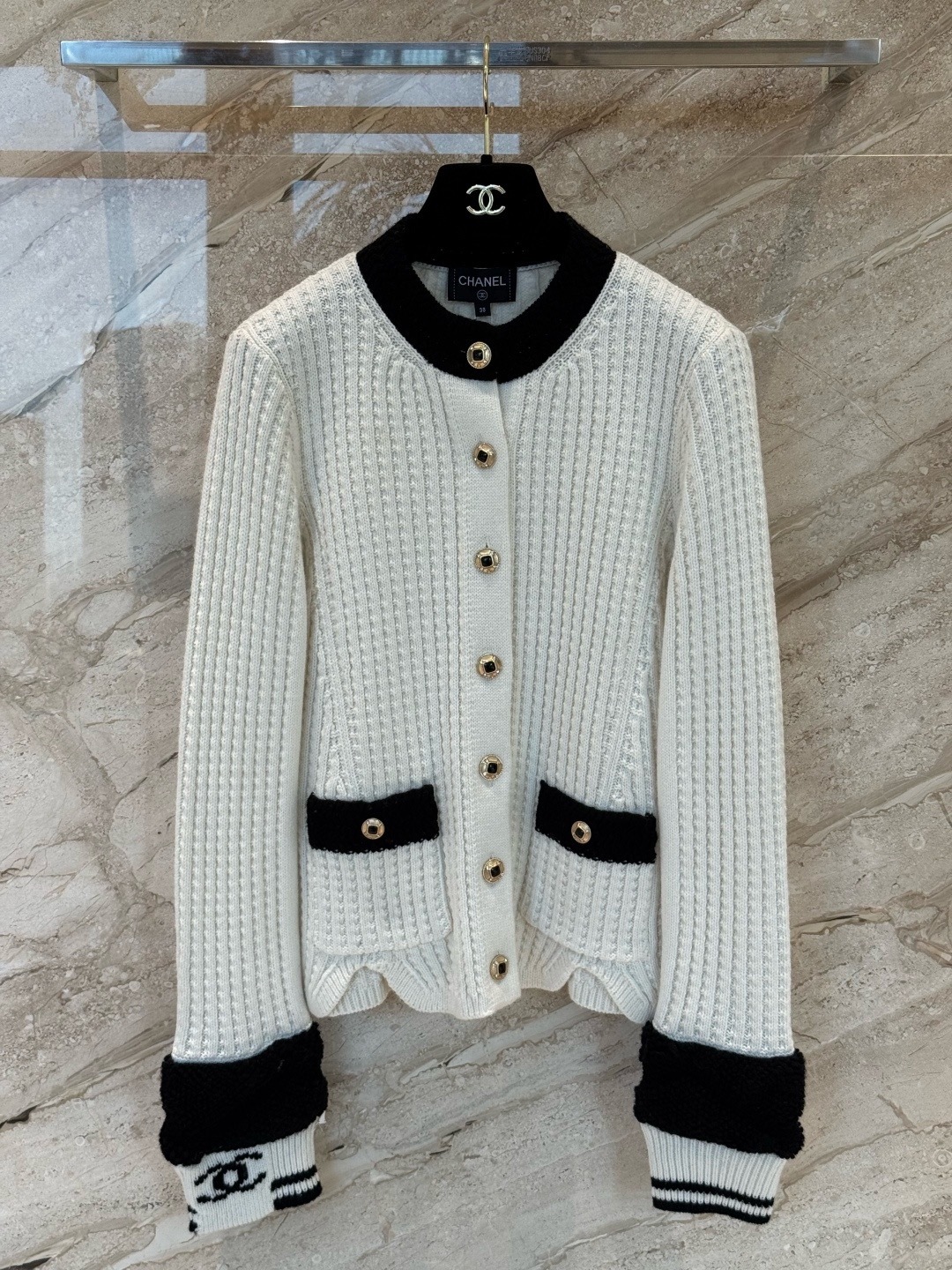 image_84E5CBF1-0800-447A-97B1-F1378A8024EC_1764580005