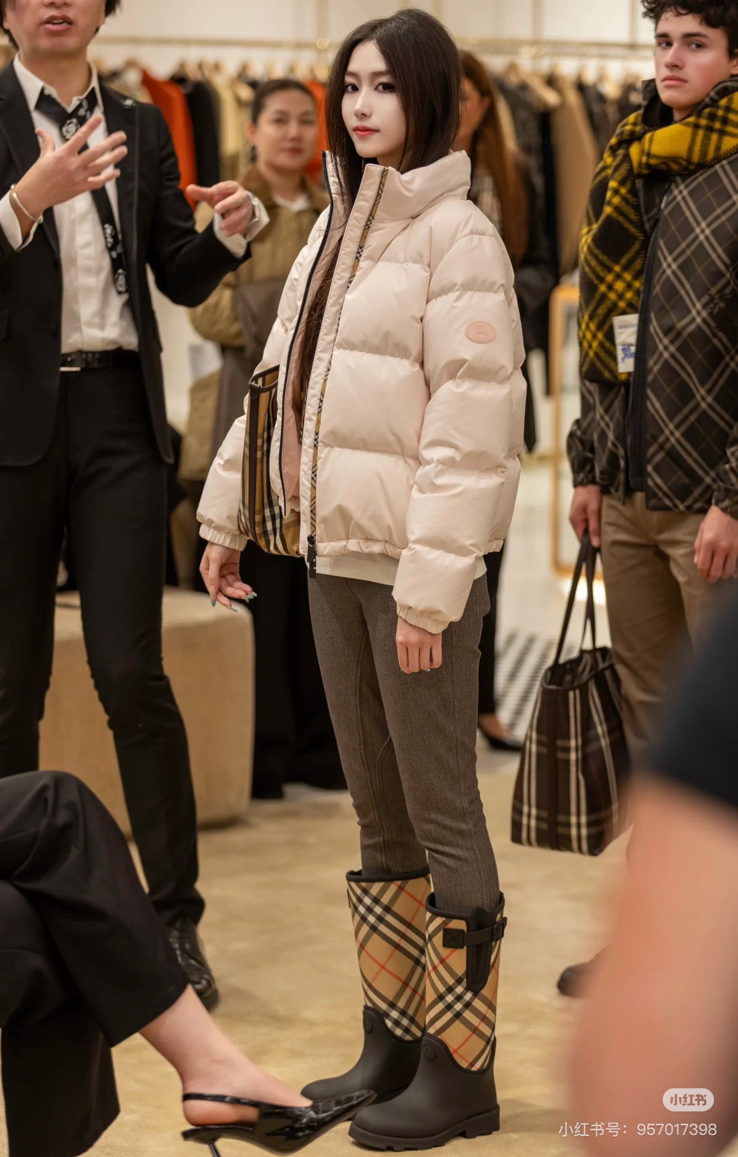 image_3FFE84FF-5EDF-4A33-BE05-AFB6E7B7F899_1764586374