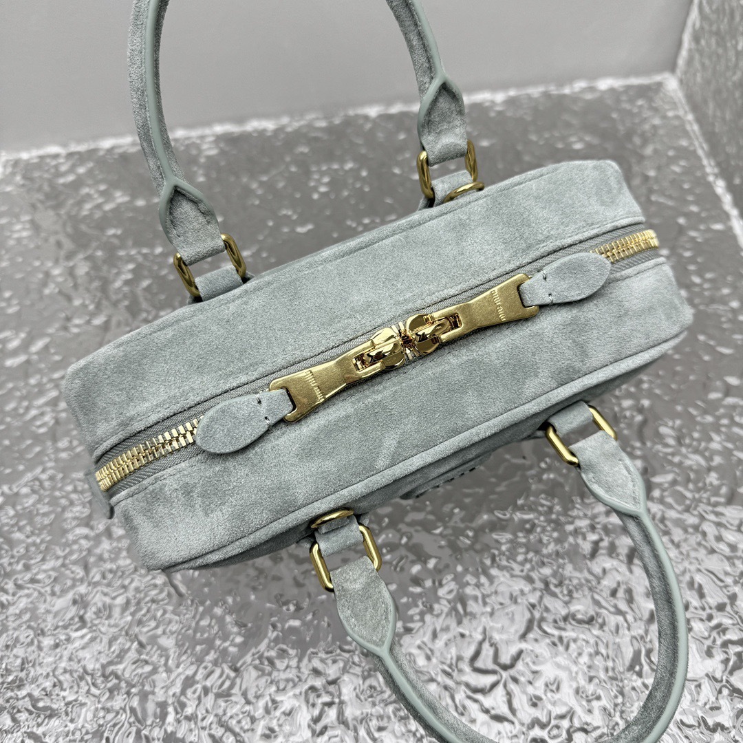 image_6D8211FA-C4B4-4A34-8D92-A99289FDA6D1_1764694118