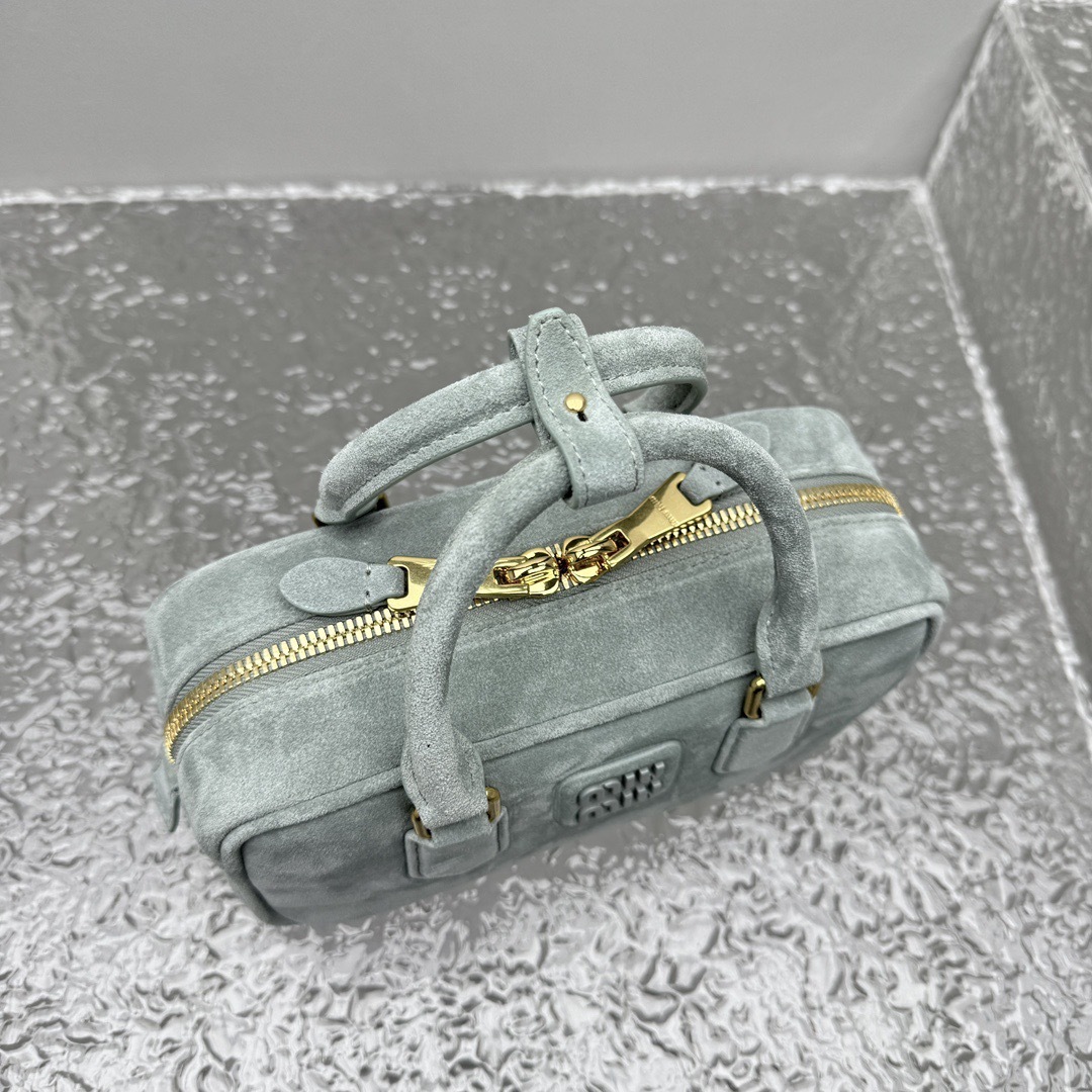 image_5BF80D00-721D-4F99-A7D7-738E650BFC2F_1764694118