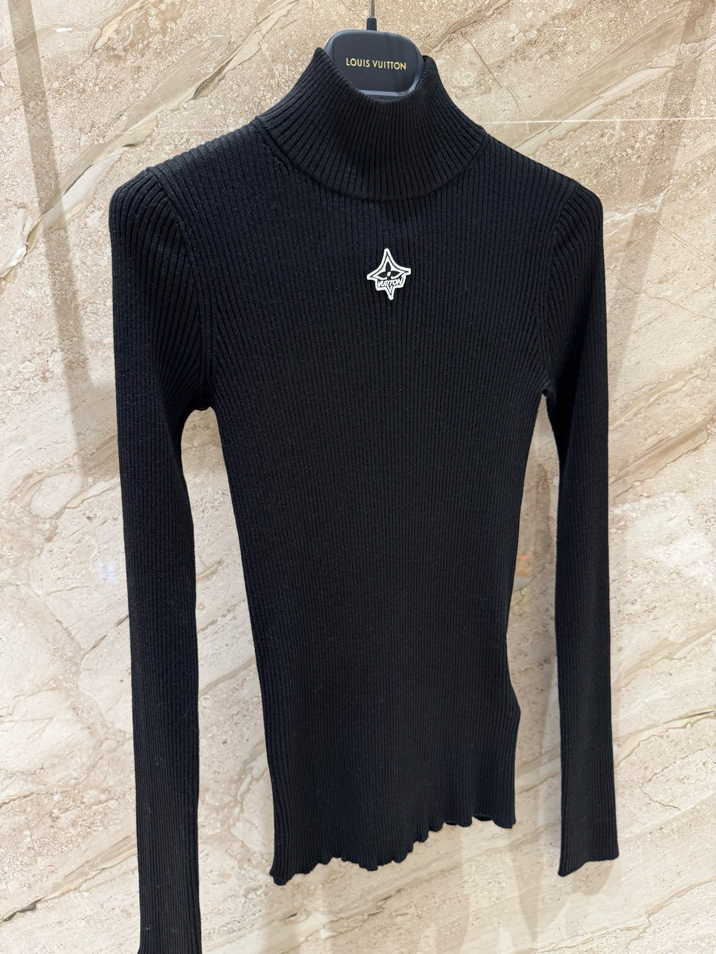 image_B5E3D7DD-689E-4E7F-8057-129DC6201D14_1765520519