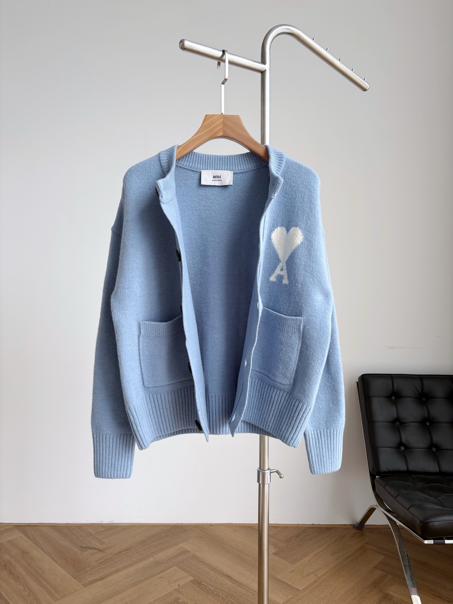 image_5B87F72B-DEC1-40A0-8E44-7A2D6B24D06B_1766208787