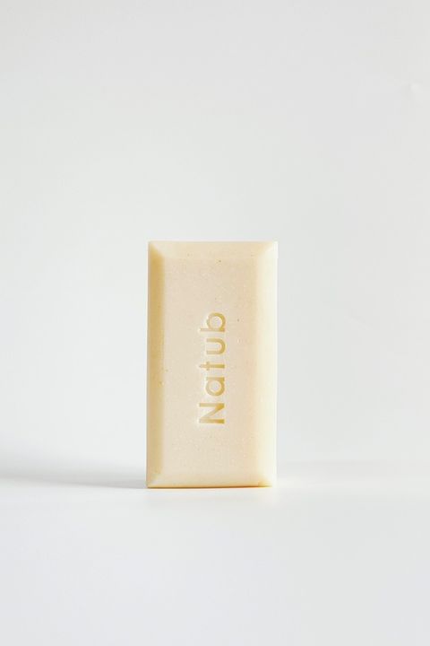 nude02