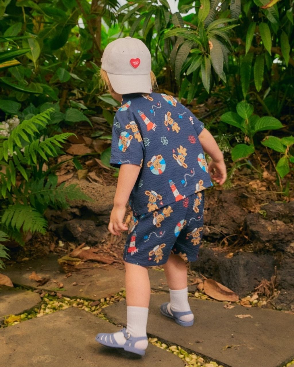 LINE_ALBUM_26RO西裝領套裝_佯裝_260414_23