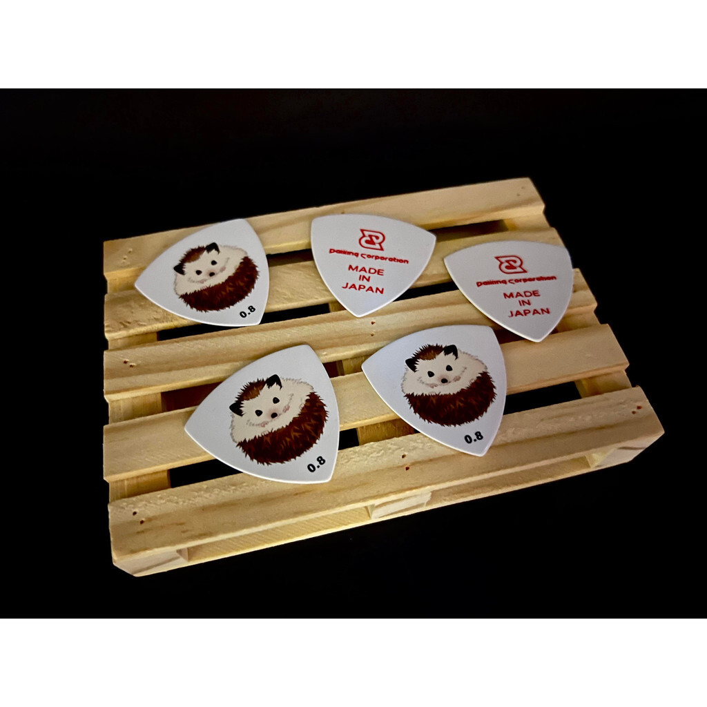 tw-11134207-7qukw-lgz1ehluifxo92