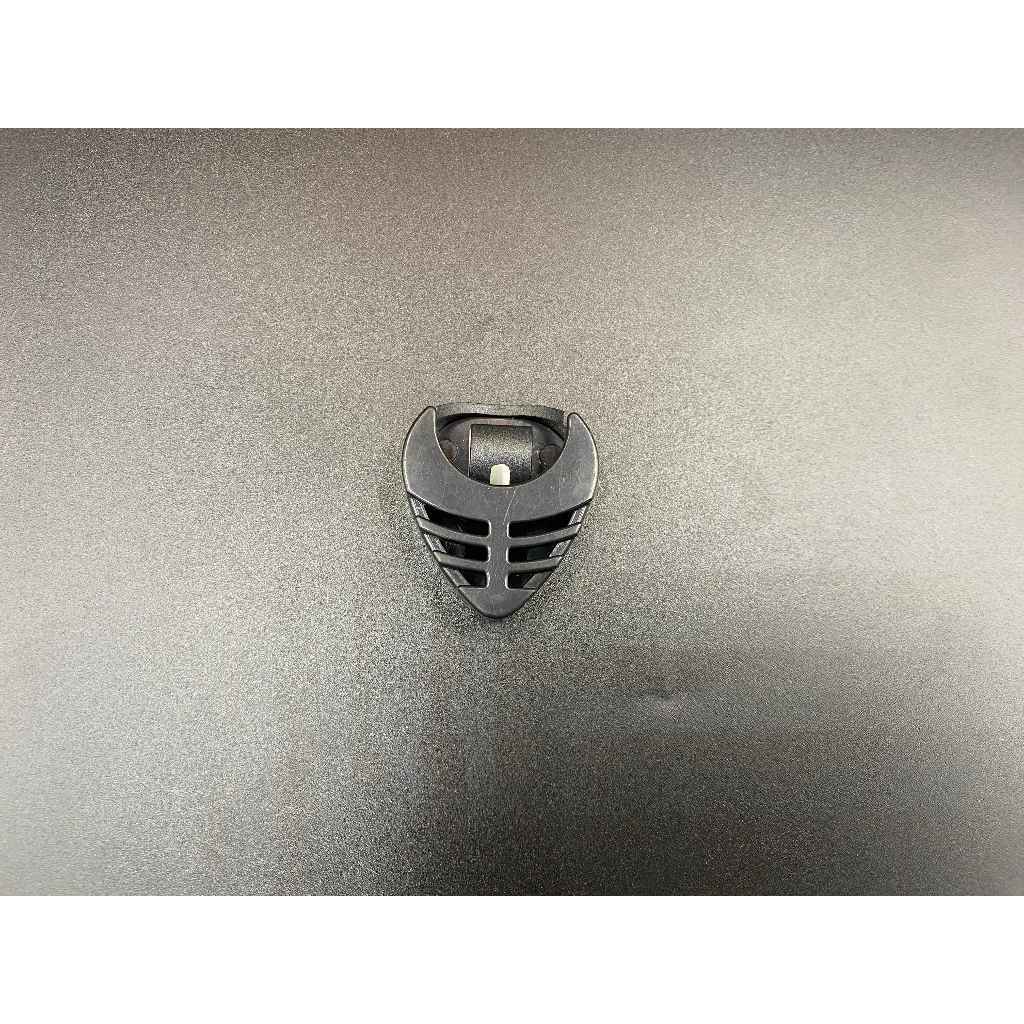 tw-11134207-7rasg-m1s6dvd704d939