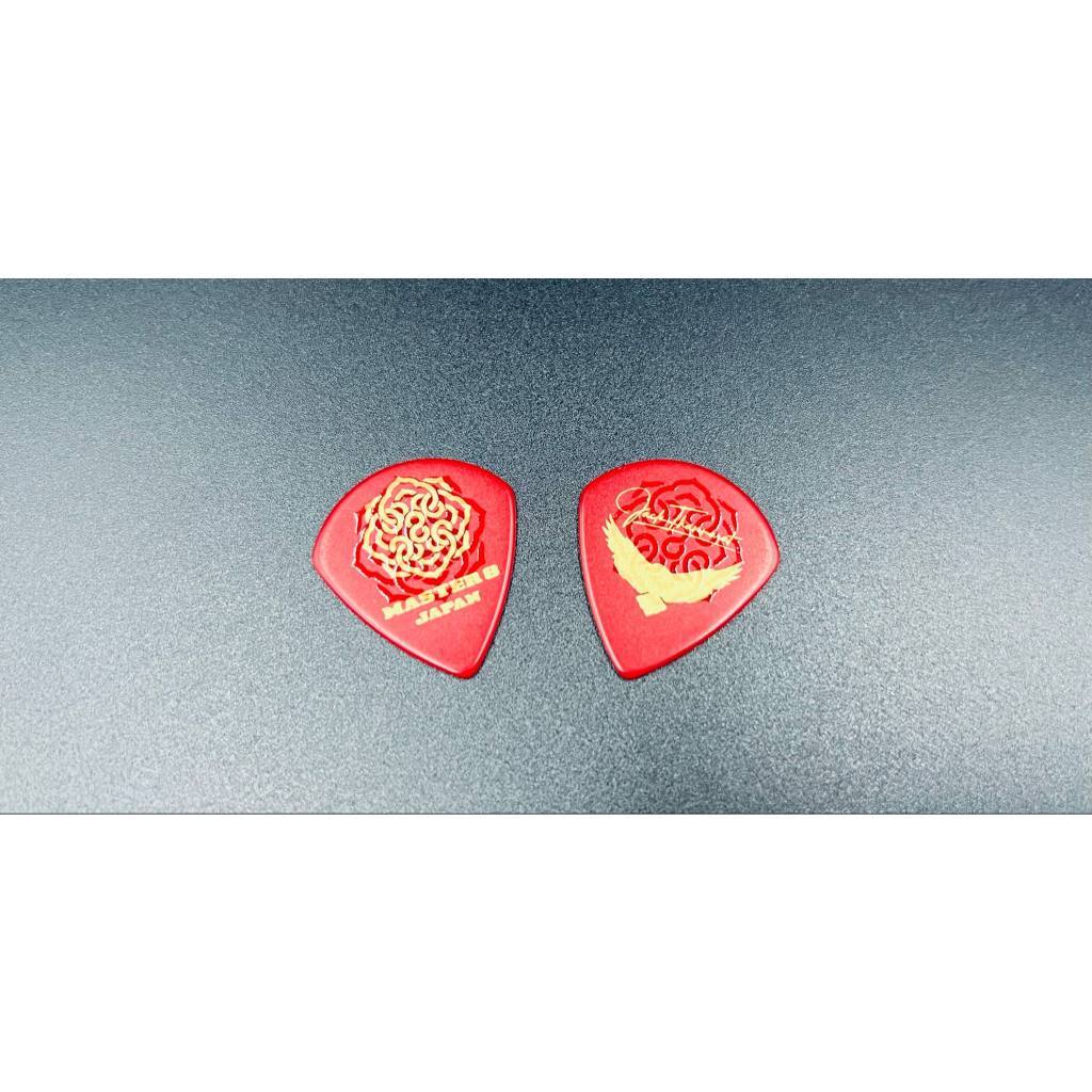 tw-11134207-7rbk1-m9siwm1g9q7a82