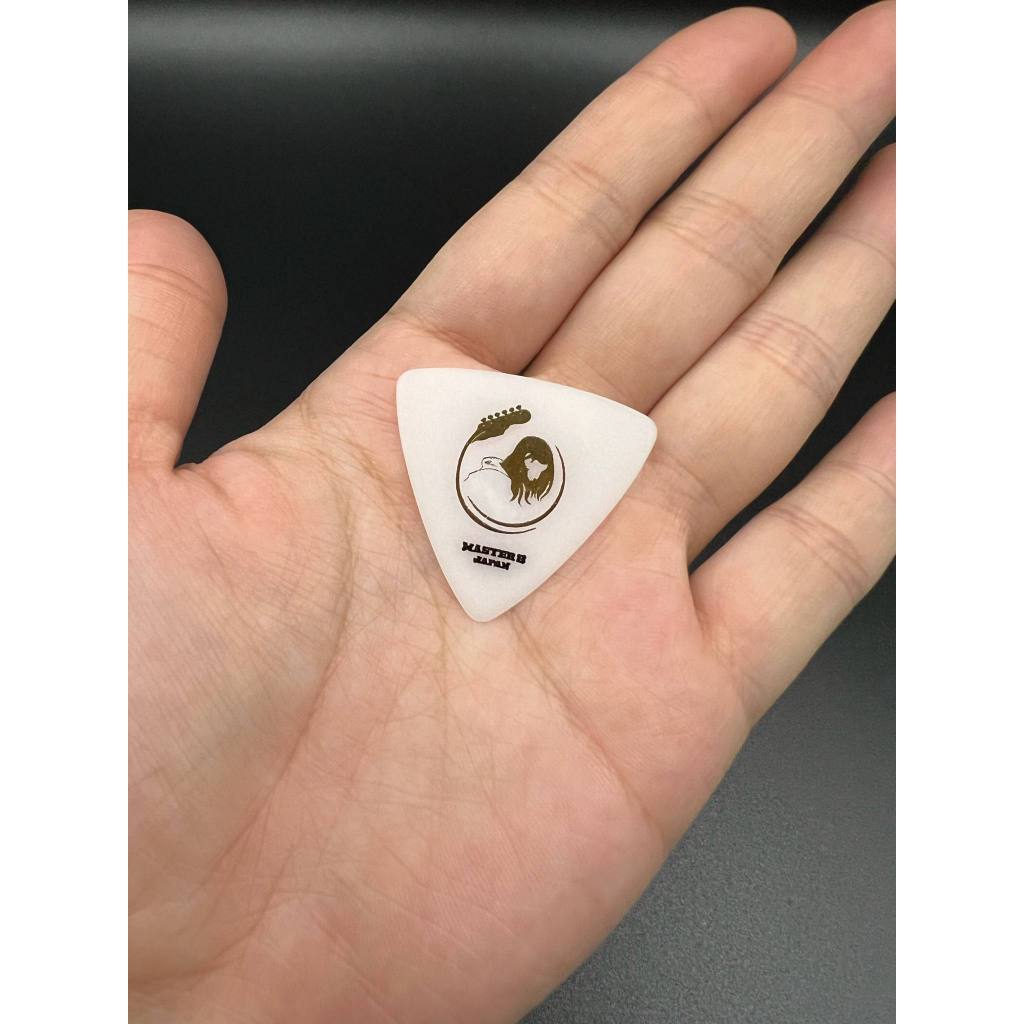 tw-11134207-7rbk1-m9sj3uid57axbb