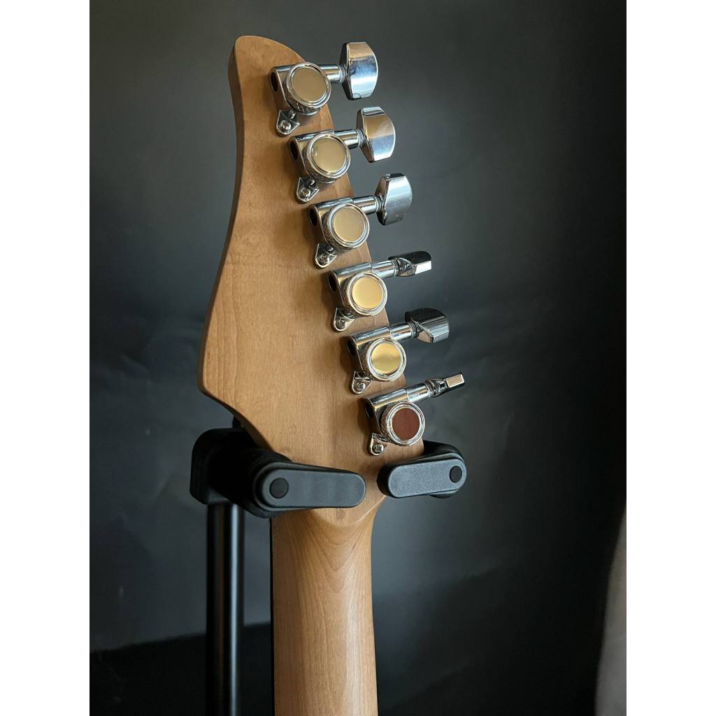 tw-11134207-7rbk2-m9shtc876acm77